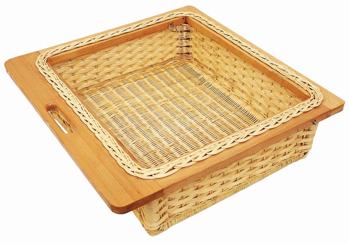 WICKER BASKET